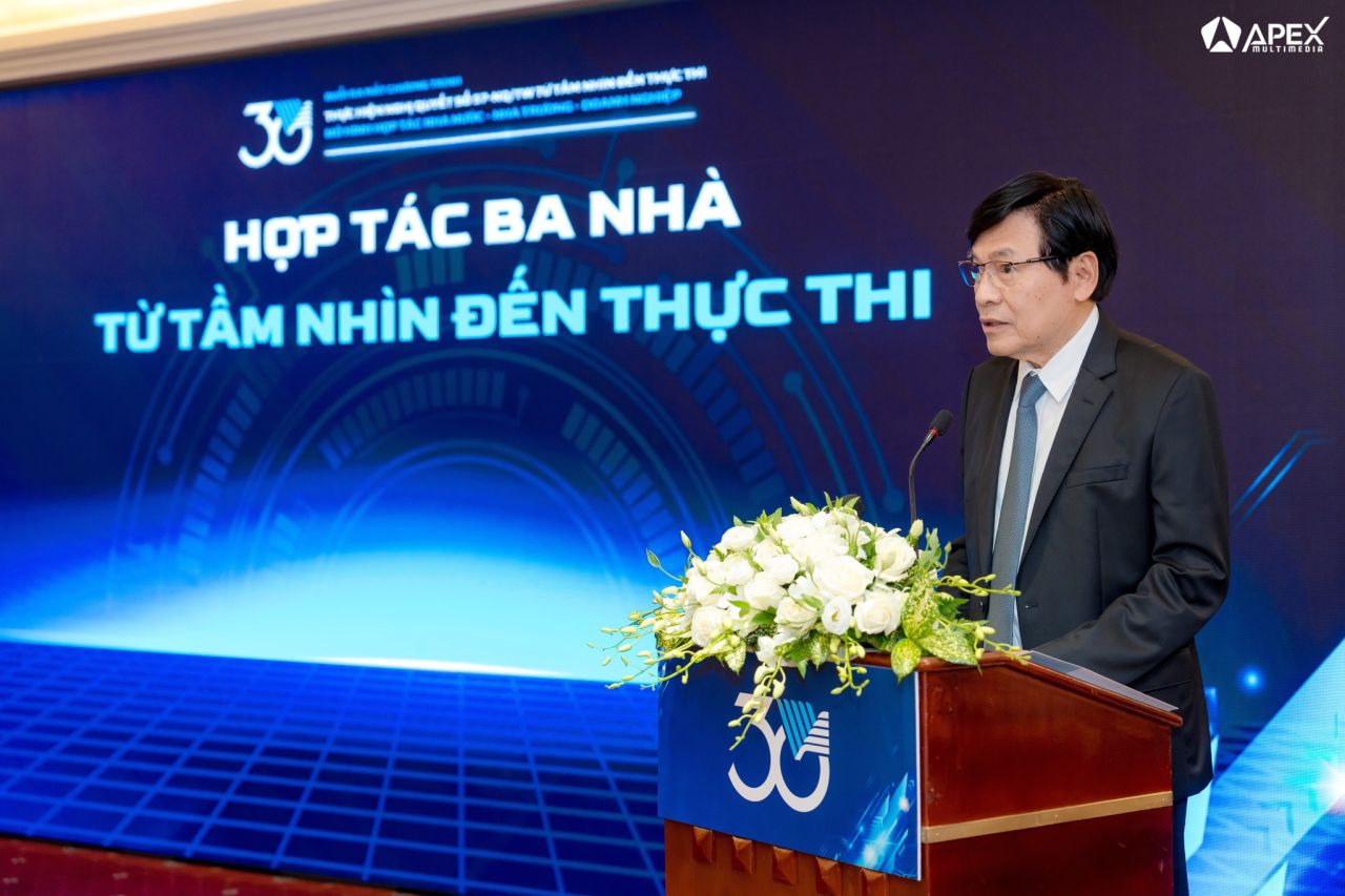 Ông Phạm Phú Ngọc Trai - chủ tịch PRO Việt Nam phát biểu tại buổi ra mắt