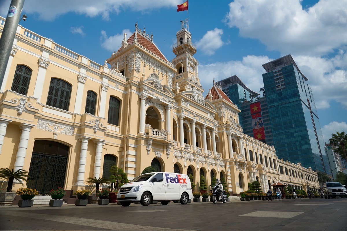 Brand Updates W23-24/2025: Vingroup hợp tác Shopee, SCG thâu tóm hoàn toàn Nhựa Duy Tân