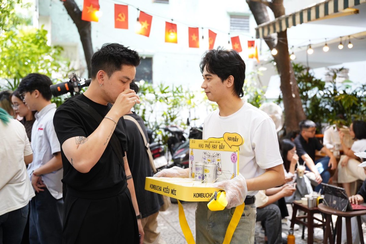 Brand Updates W32/2025: Vinamilk trình làng sản phẩm Kombucha, Giao Hàng Nhanh ra mắt thương hiệu Giao Hàng NẶNG