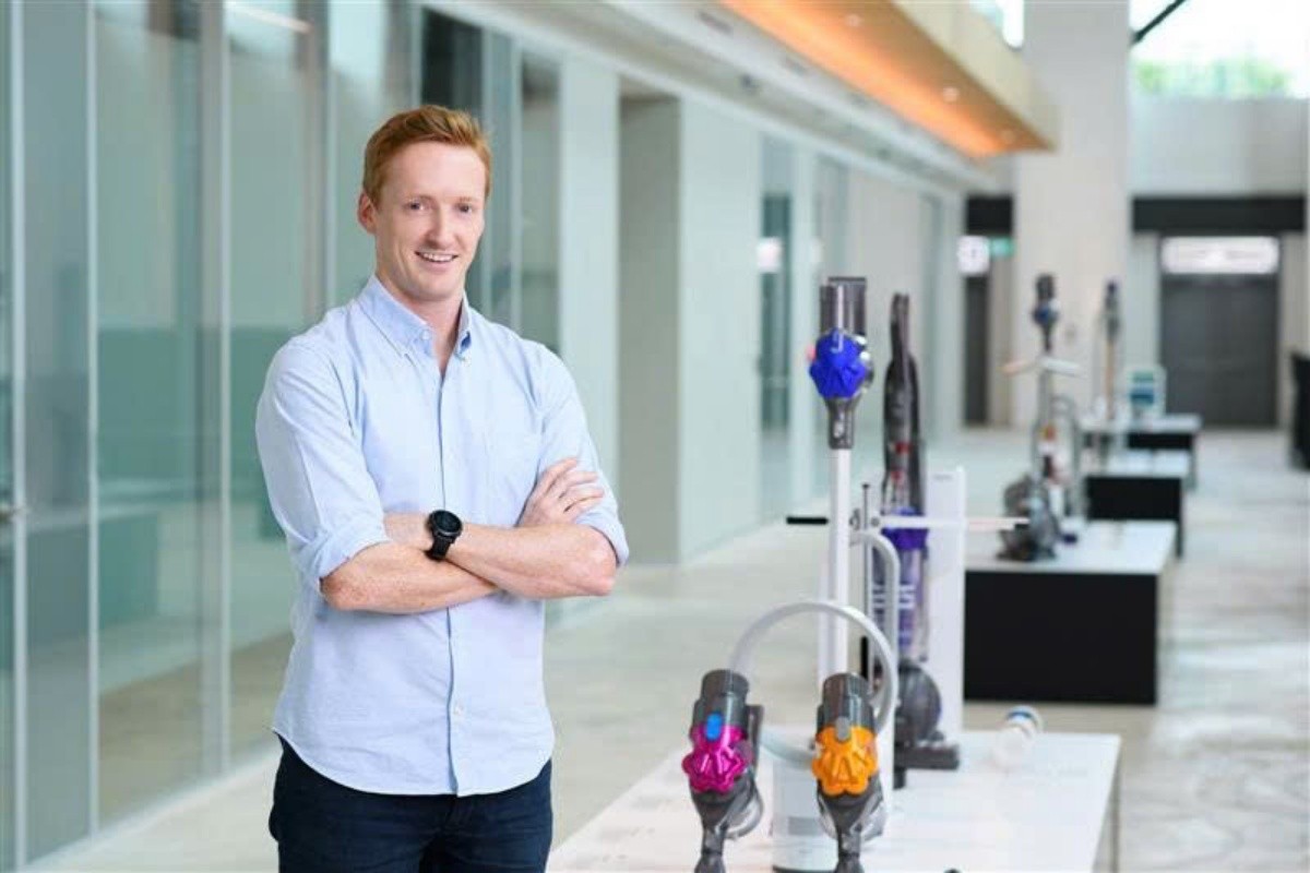 William Kerr, Phó Chủ tịch phụ trách R&D ngành hàng Beauty của Dyson.