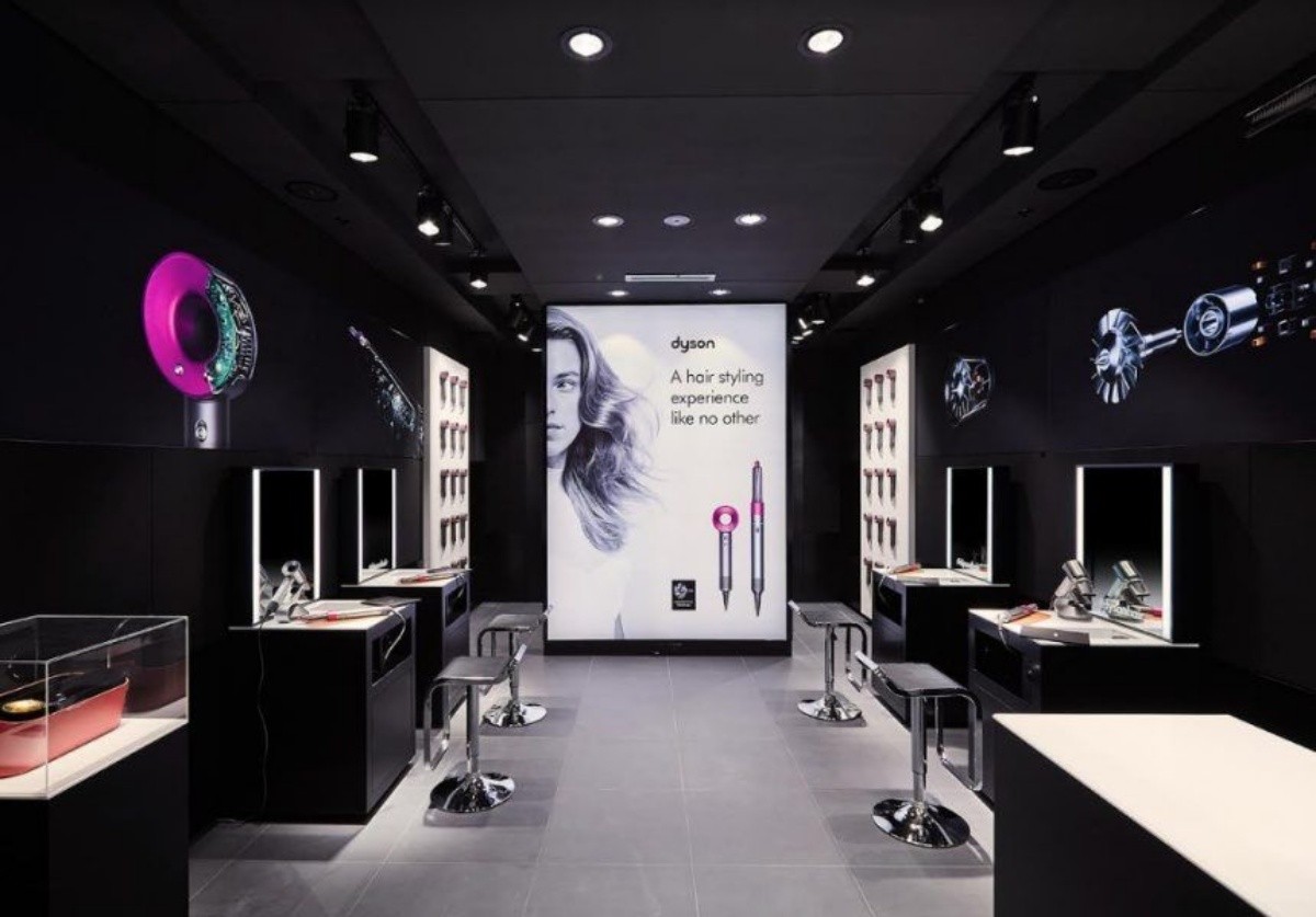 Dyson không ngừng đầu tư vào hệ thống Demo Store toàn cầu.