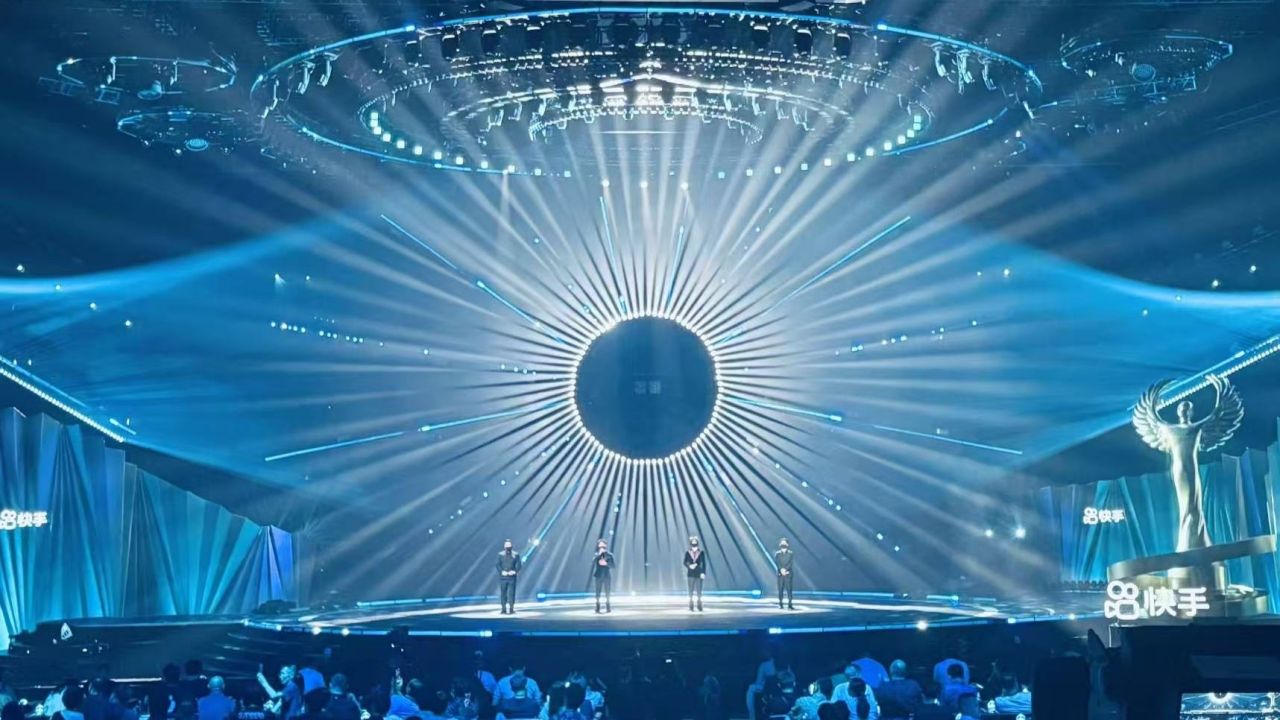 “Thần đèn” event Trung Quốc: 5 loại đèn mà agency đã sử dụng cho “bữa tiệc” thị giác