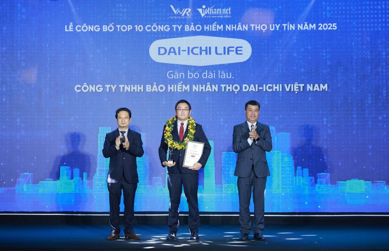 Dai-ichi Life Việt Nam được vinh danh &ldquo;Top 10 C&ocirc;ng ty Bảo hiểm nh&acirc;n thọ uy t&iacute;n 2025&rdquo;