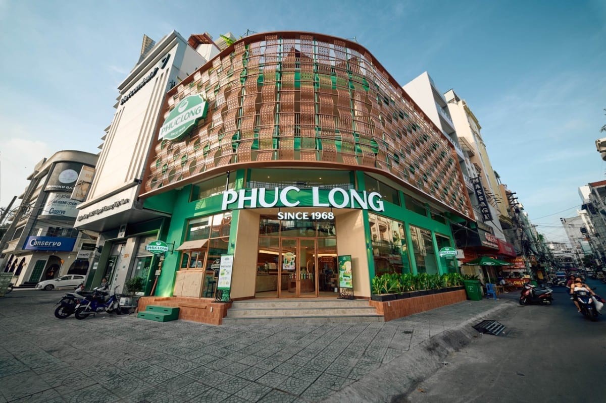 Đổi mới bằng cách “quay trở về” qua chiến dịch tái định vị của Phúc Long