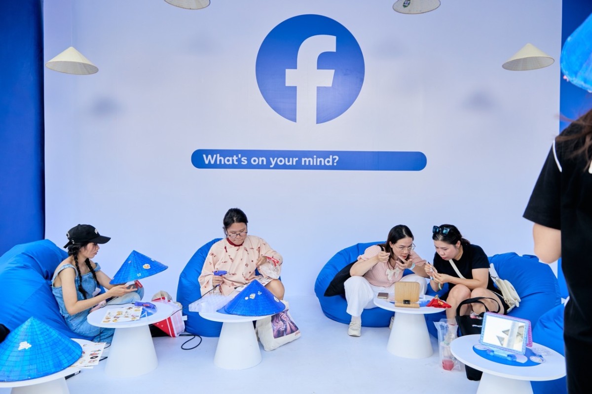 Facebook và Threads mang không gian trải nghiệm đến concert “Anh trai vượt ngàn chông gai”