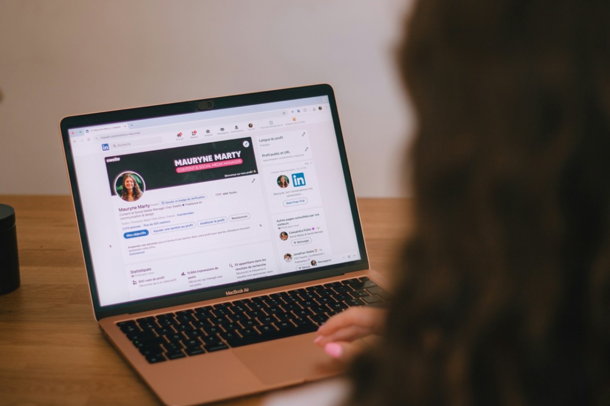 Xây dựng thương hiệu cá nhân trên LinkedIn: Bí quyết để HR tìm đến bạn