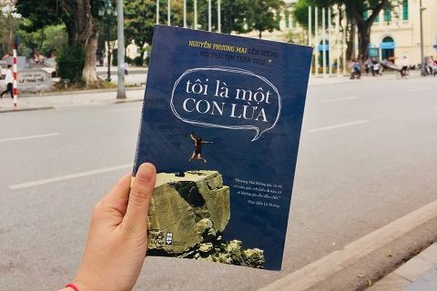 Quyển sách tôi yêu: Người chạm đất, từ Internet đến AI