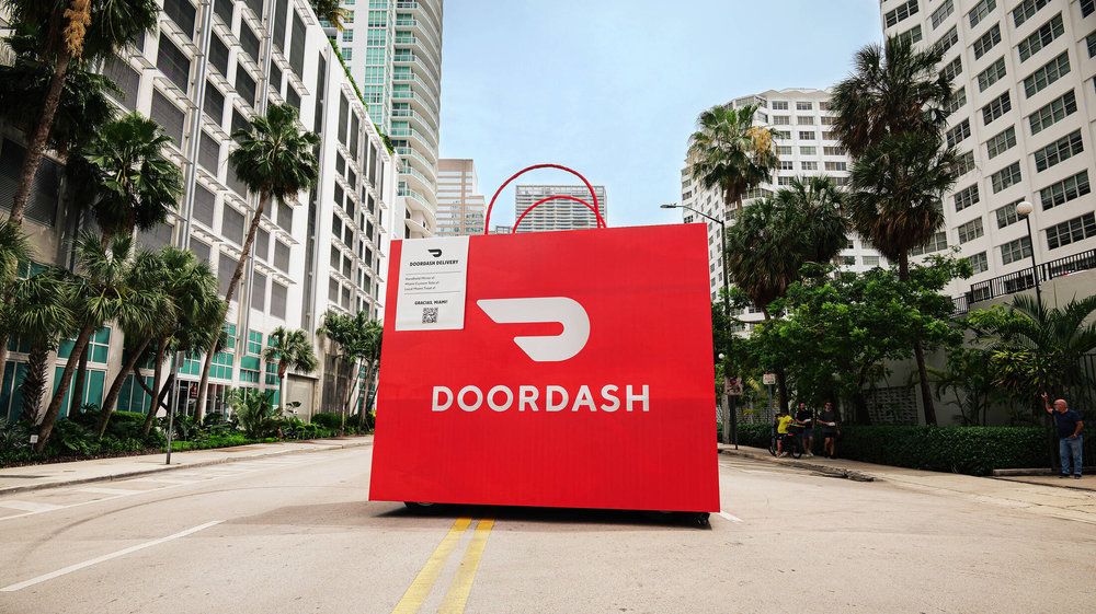 The BagMobile: Học hỏi cách DoorDash khéo léo biến túi giao hàng quen thuộc thành biểu tượng thương hiệu