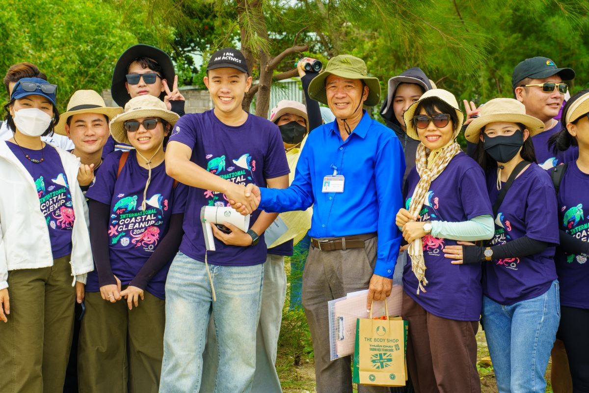 The Body Shop Việt Nam kỷ niệm 40 năm triển khai chương trình “International Coastal Clean up”