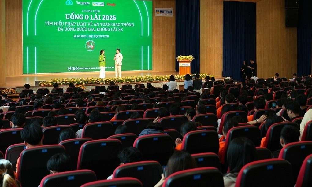 Heineken + Tài xế = Safe trip: Loạt hoạt động truyền cảm hứng cho lái xe có trách nhiệm