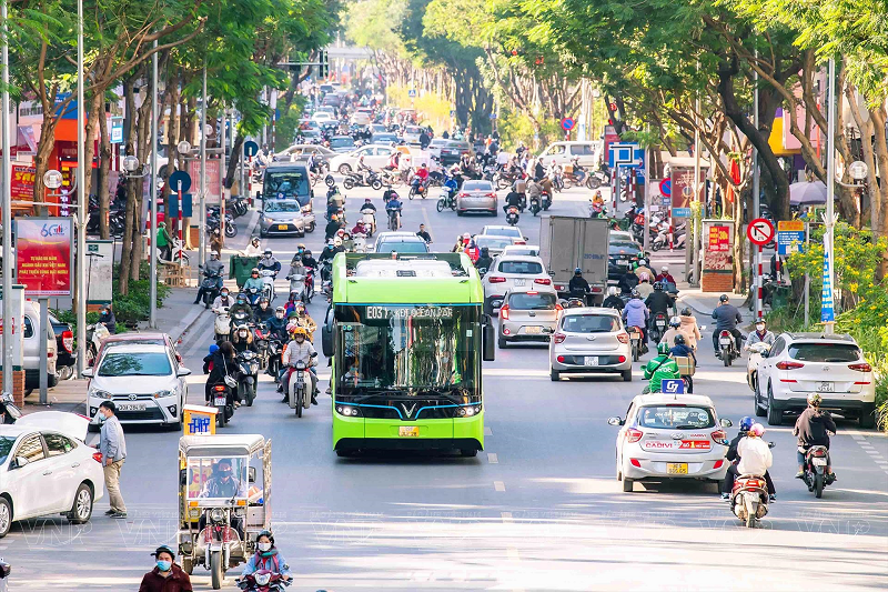 85% người tiêu dùng đã biết đến chính sách cấm xe xăng nhưng yêu cầu có lộ trình rõ ràng