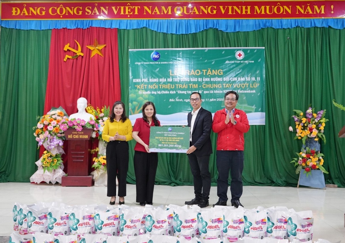 P&G Việt Nam chung tay hỗ trợ khẩn cấp cho cộng đồng bị ảnh hưởng bởi bão lũ
