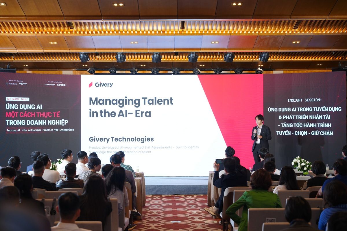 [Recap] AI Master Talk 2025: Ứng dụng AI một cách thực tế trong doanh nghiệp