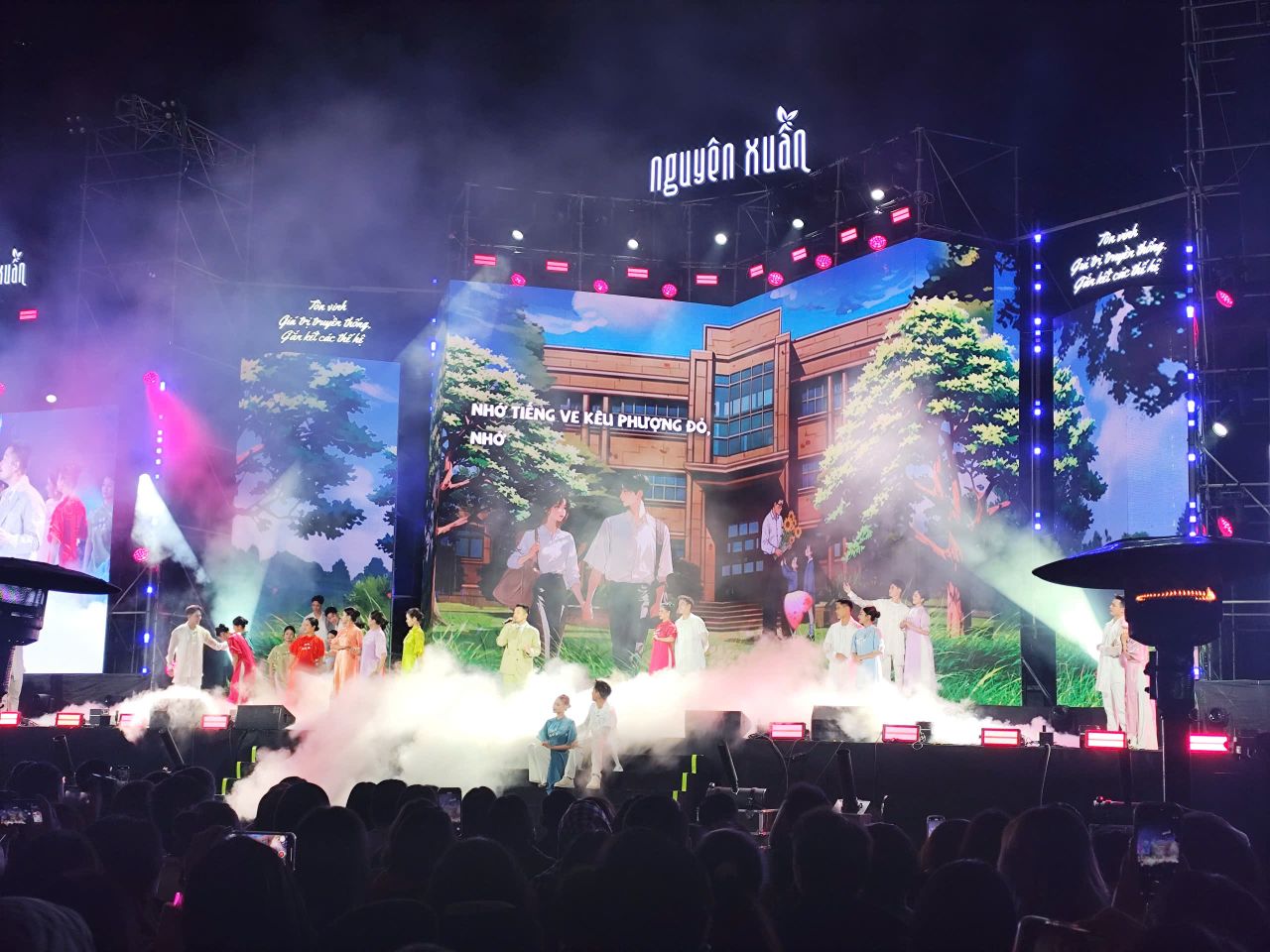 10 điểm kh&ocirc;ng c&oacute; nhưng của Concert Vẹn Nguy&ecirc;n Xu&acirc;n tr&ecirc;n t&oacute;c thầy