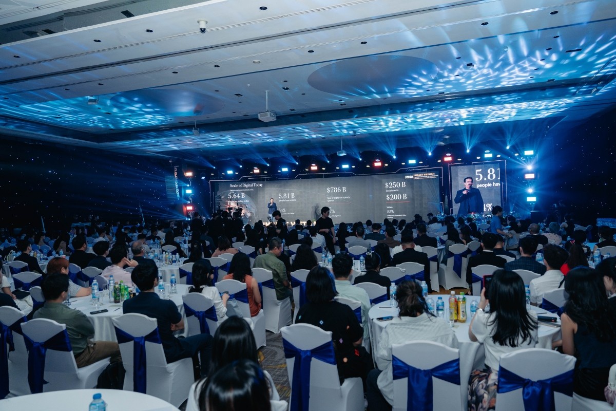 sự kiện MMA IMPACT Vietnam 2025 đã chính thức diễn ra tại Sheraton Saigon Grand Opera Hotel, quy tụ hơn 1.000 lãnh đạo cấp cao (C-level), hơn 40 diễn giả quốc tế, cùng hơn 30 đối tác chiến lược và truyền thông hàng đầu.