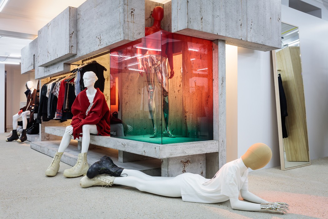 Fashion Icon #36: Rei Kawakubo – Phá cấu trúc, phản thời trang và thông điệp cất lên trong im lặng