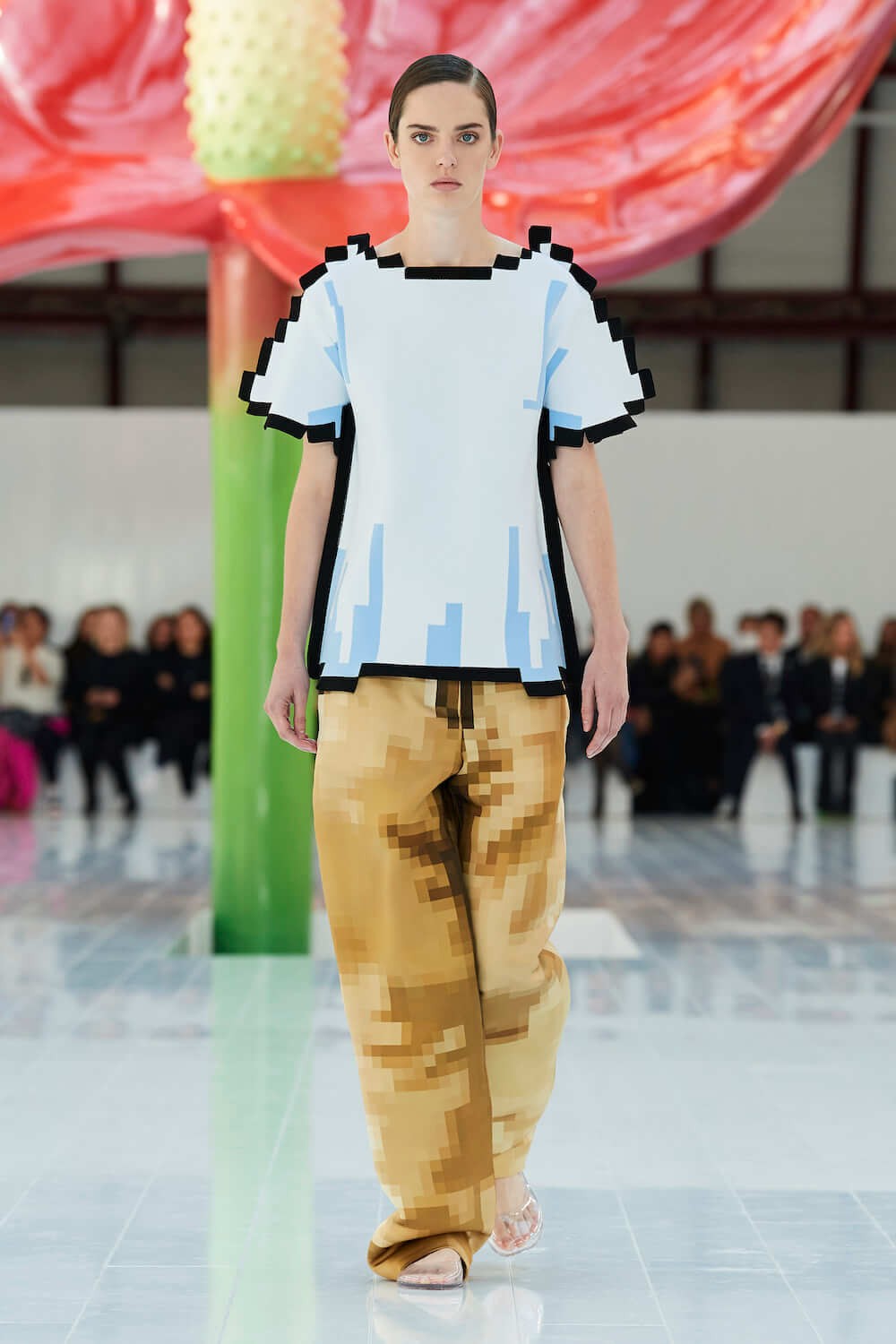 Fashion Icon #37: Jonathan Anderson – Giám đốc Sáng tạo “hướng nội” đại tài của thời trang xa xỉ