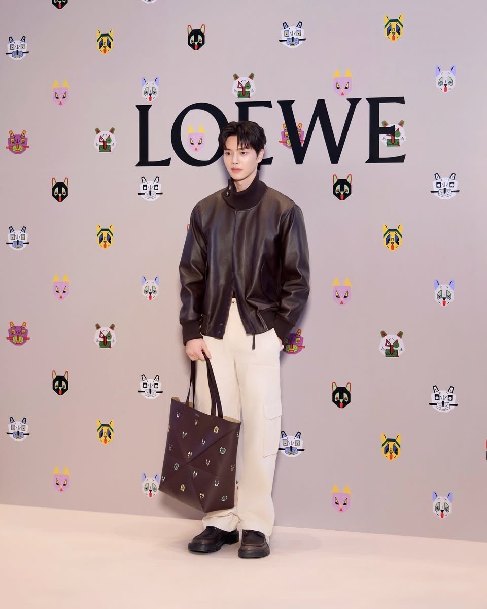 Fashion Icon #37: Jonathan Anderson – Giám đốc Sáng tạo “hướng nội” đại tài của thời trang xa xỉ
