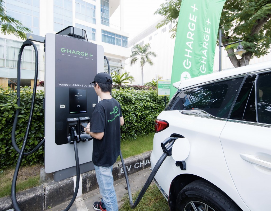 Grab Việt Nam và Charge+ hợp tác phát triển mạng lưới trạm sạc xe điện tại Việt Nam
