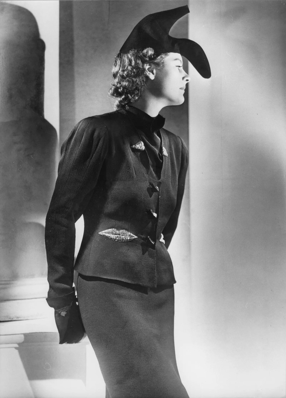 Fashion Icon #38: Elsa Schiaparelli – Kiến trúc sư của thời trang siêu thực và tư duy phá vỡ giới hạn