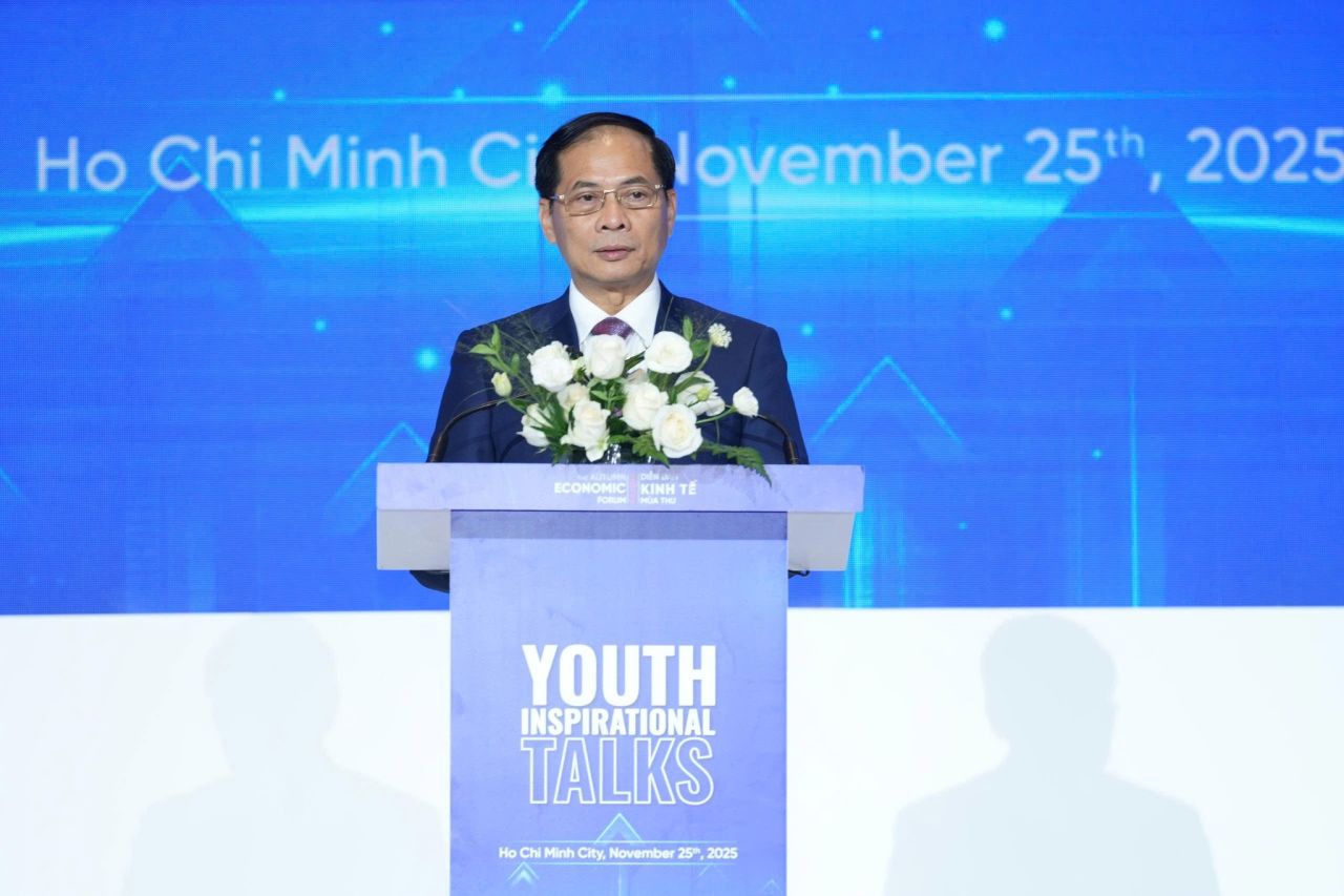 Đại diện nhà khởi nghiệp trẻ Việt: ThS. Võ Thị Mỹ Duyên tại Diễn đàn Kinh tế Mùa thu 2025