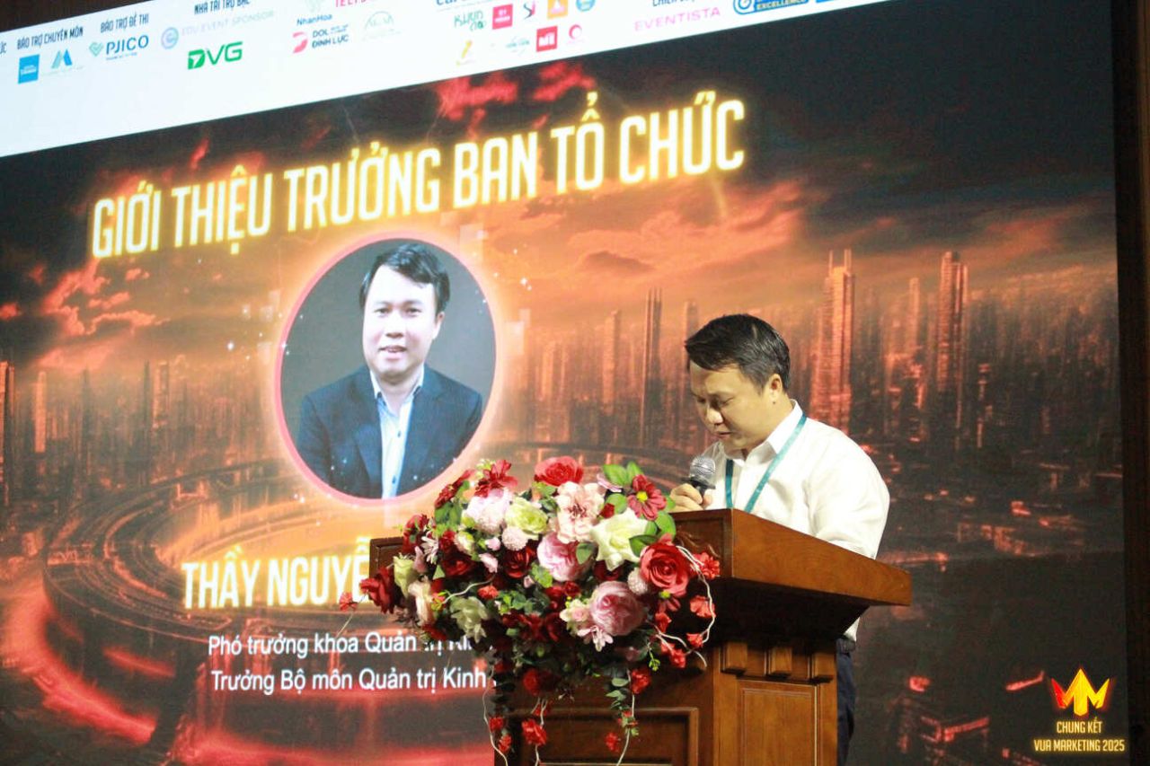 Chung kết Cuộc thi Vua Marketing 2025: Khi trí tuệ và bản lĩnh tạo nên dấu ấn