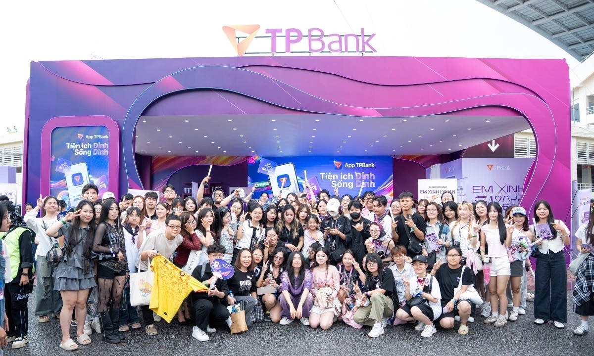 Hợp tác thương hiệu trong âm nhạc: Từ logo thụ động đến thương hiệu “sống” và “động”