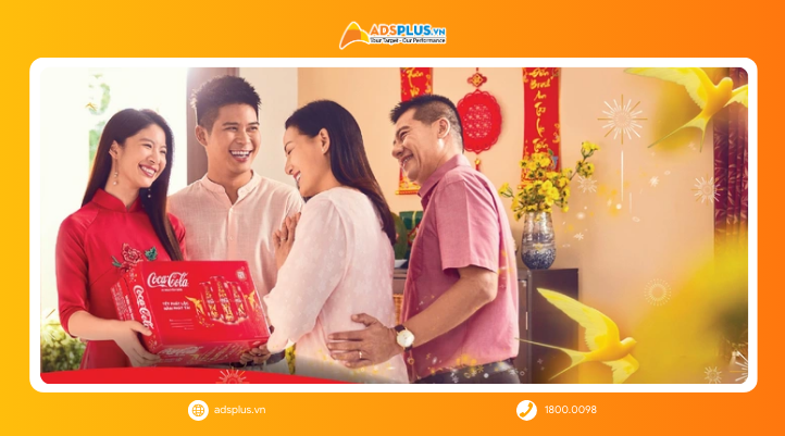 Vì sao Coca-Cola giữ hình ảnh cánh én suốt nhiều năm mà chiến dịch Tết vẫn luôn mới?