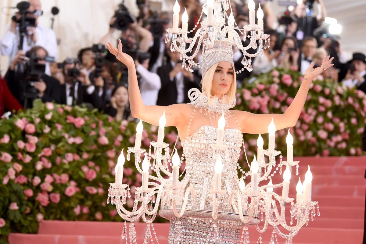 Phía sau thảm đỏ Met Gala: Từ bài toán ROI triệu đô đến chiến lược “thống trị” văn hóa đại chúng