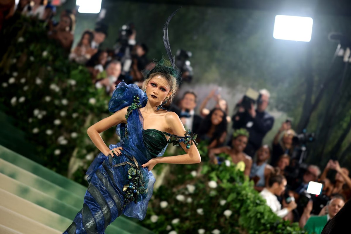 Phía sau thảm đỏ Met Gala: Từ bài toán ROI triệu đô đến chiến lược “thống trị” văn hóa đại chúng
