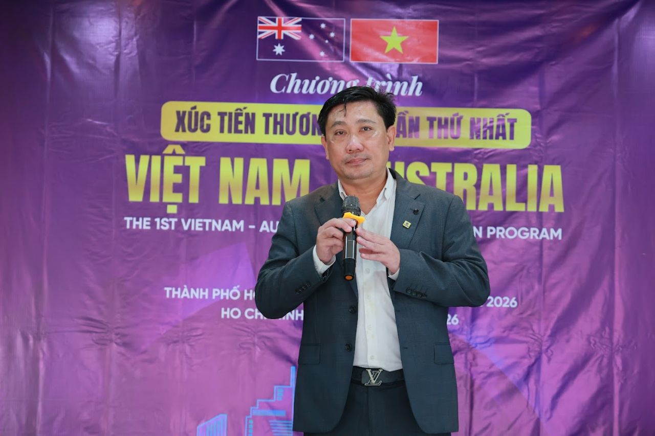 Chủ tịch HASI V&otilde; Sơn Điền san sẻ nhiều th&ocirc;ng điệp đầy &yacute; nghĩa.