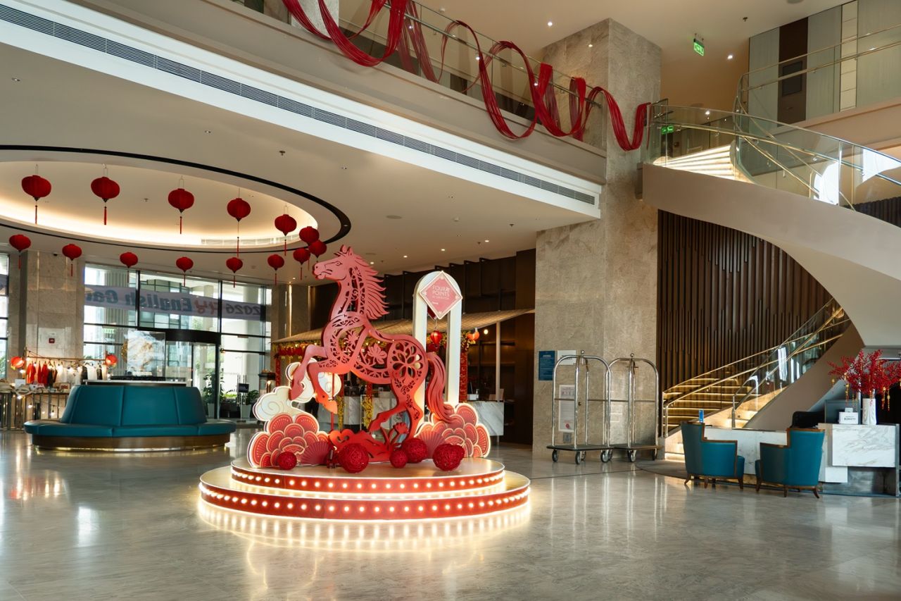 Trang trí Tết tại sảnh Lễ Tân - Four Points by Sheraton Danang