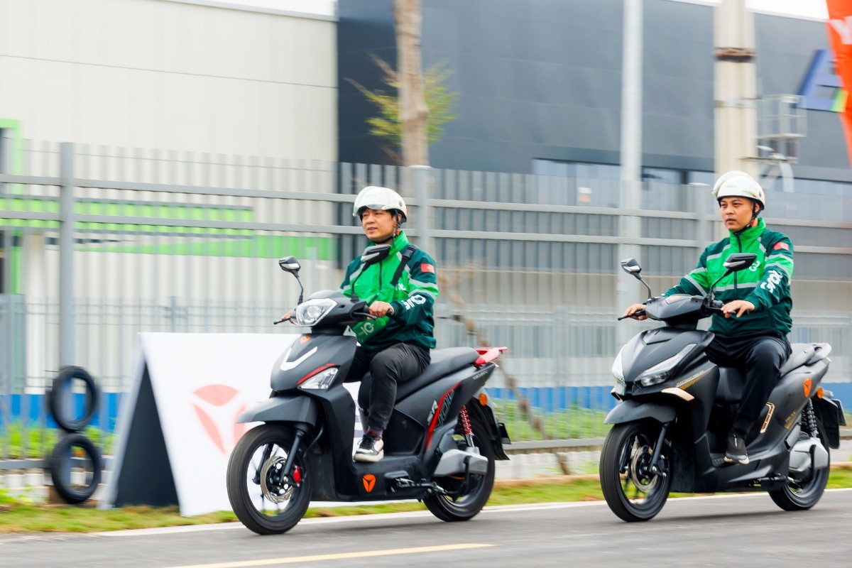 Grab hợp tác YADEA thúc đẩy tài xế chuyển sang xe điện