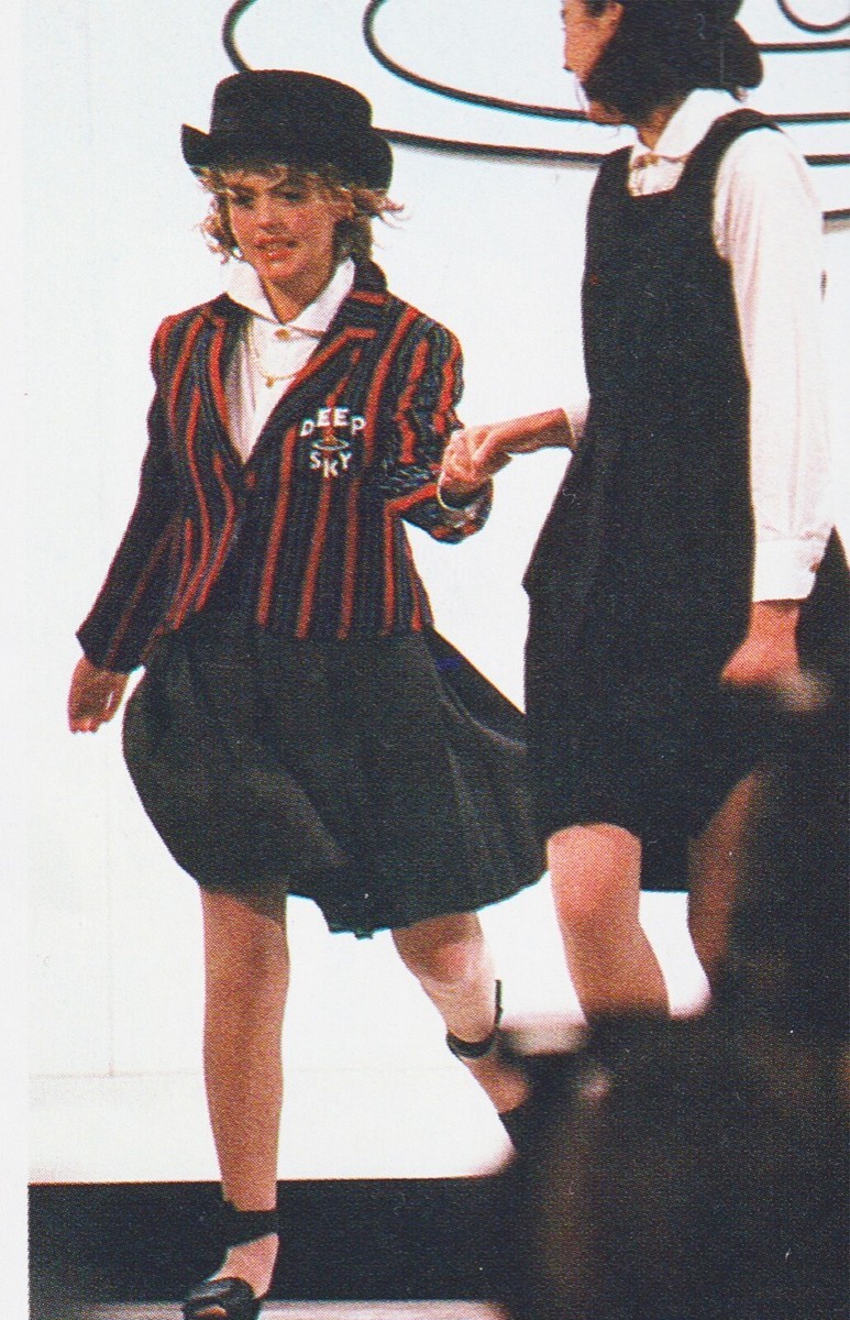 Fashion Icon #41: Vivienne Westwood – “Kẻ ngoại đạo” đã viết nên một ngôn ngữ thời trang phản hệ thống