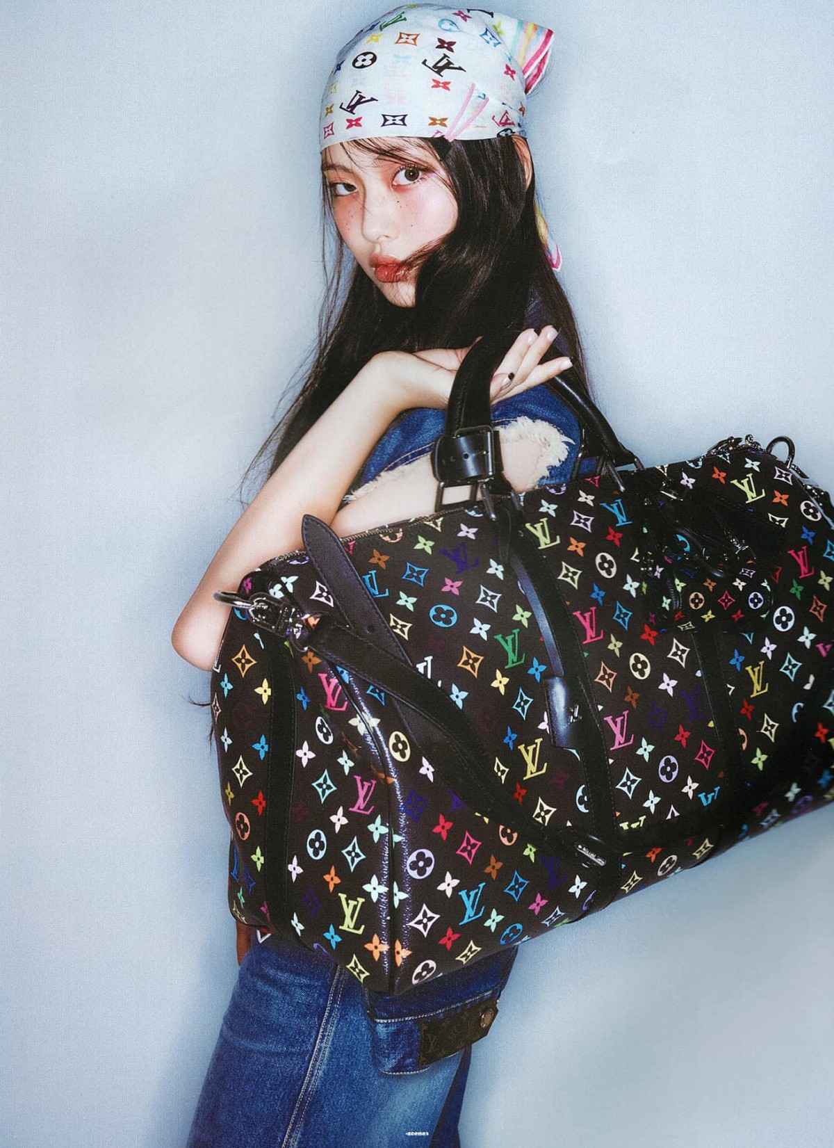 Louis Vuitton x Murakami 2025: Khi gã khổng lồ xa xỉ “vũ khí hóa” sự hoài niệm