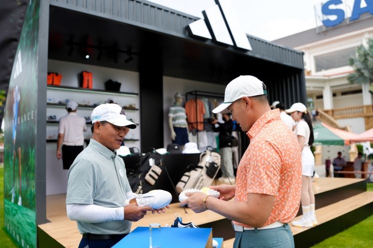 adidas Golf Performance Day, mang đến trải nghiệm hiệu suất toàn diện với bộ đôi giày và quần Golf