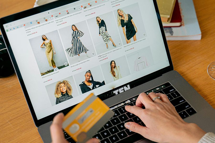 giải ph&aacute;p kinh doanh b&aacute;n h&agrave;ng online hiệu quả