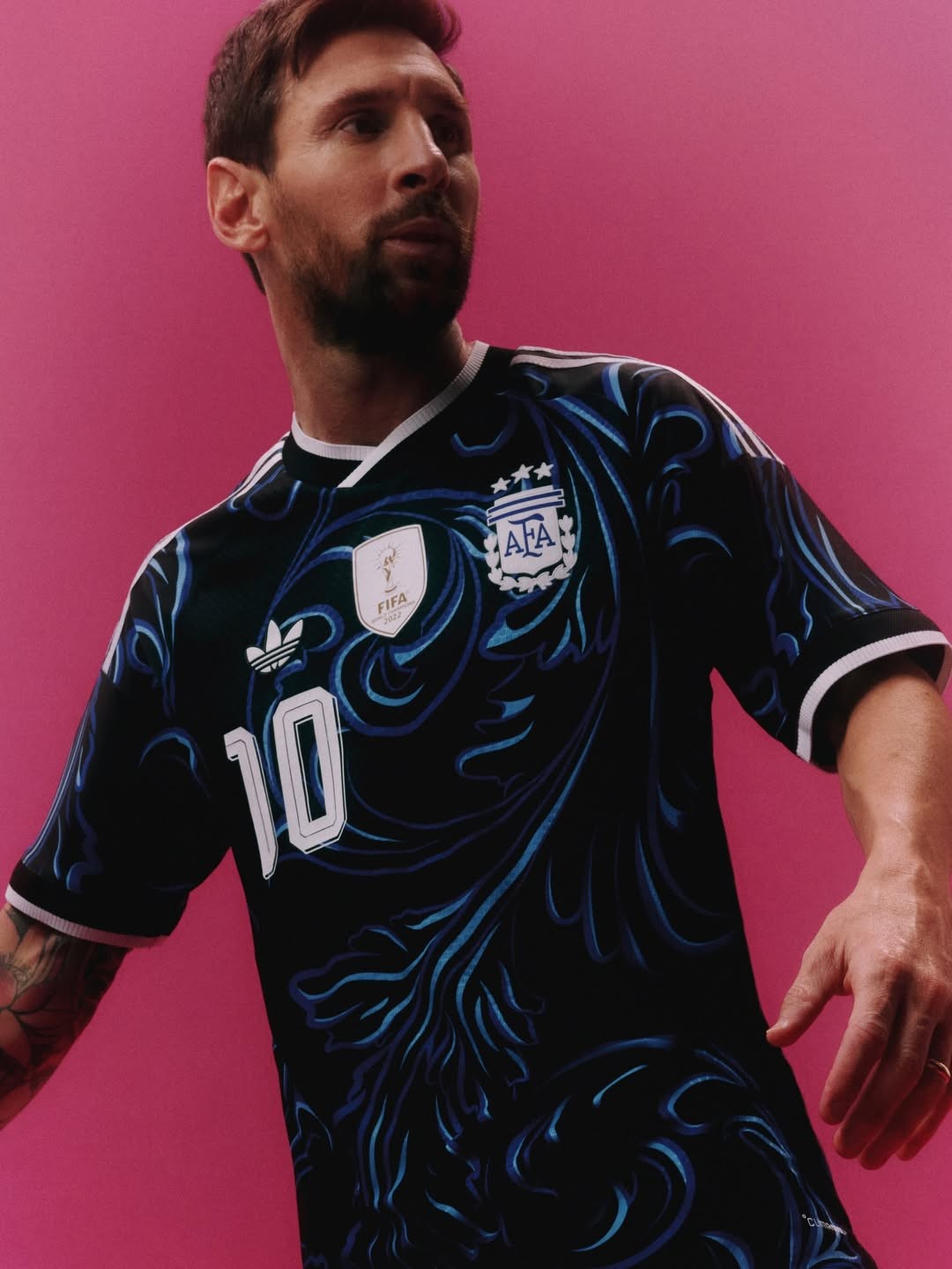 adidas đưa logo “Cỏ ba lá” trở lại World Cup 2026 sau 36 năm
