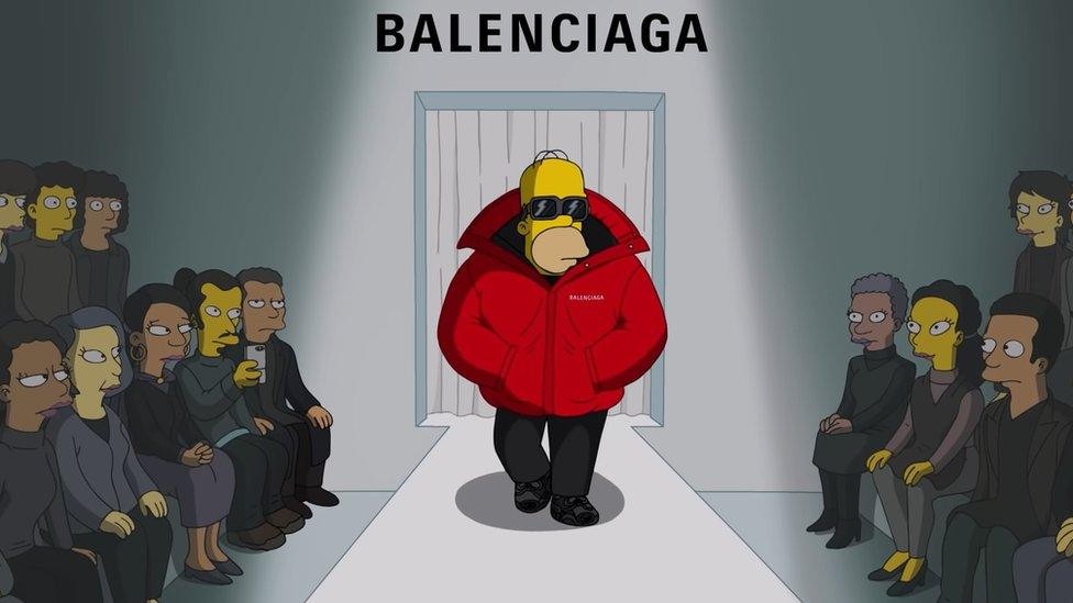 Brand Collab #8: Balenciaga x Crocs – Khi “thảm họa thời trang” lấn sân sang lĩnh vực xa xỉ