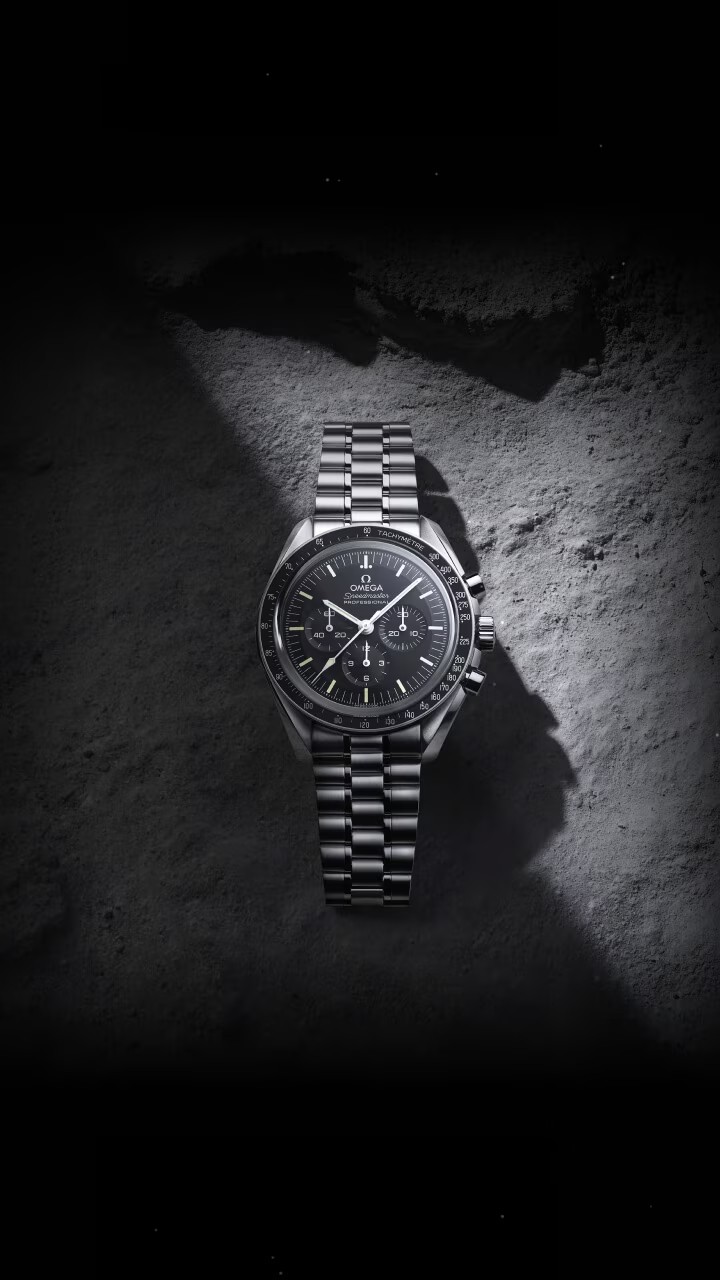 Omega x Swatch – Hiện tượng MoonSwatch làm nên “cơn địa chấn” trong ngành đồng hồ