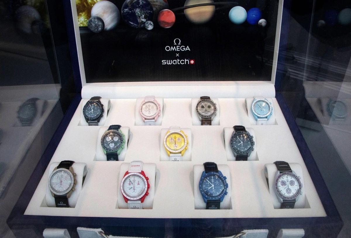 Omega x Swatch – Hiện tượng MoonSwatch làm nên “cơn địa chấn” trong ngành đồng hồ