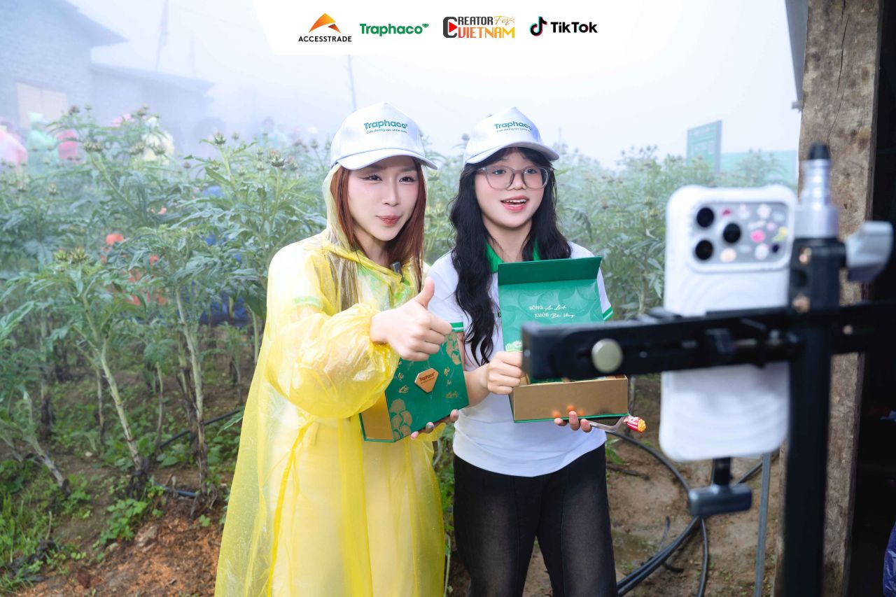 Livestream giới thiệu sản phẩm ngay tại vùng trồng