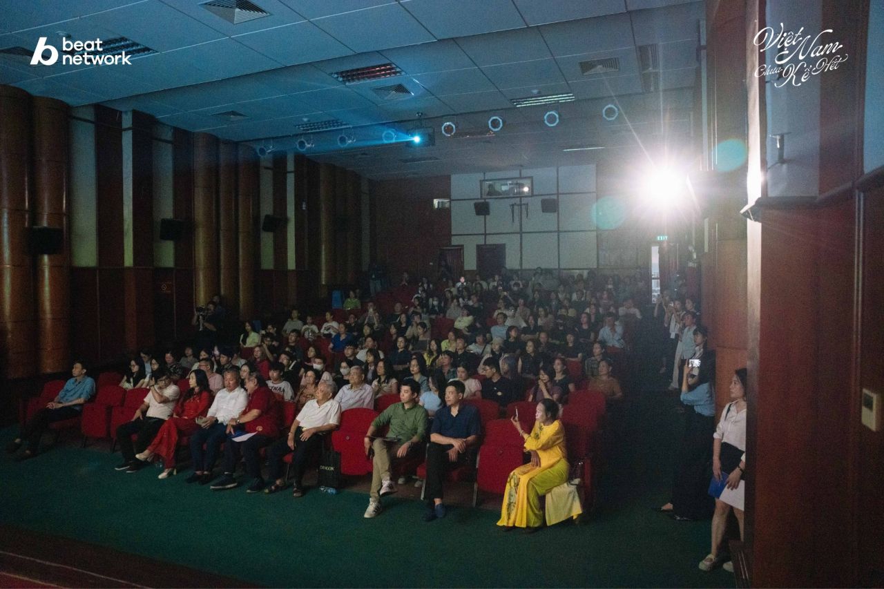 Việt Nam Chưa Kể Hết: Thổn Thức C&ugrave;ng Những Thước Phim Sống M&atilde;i
