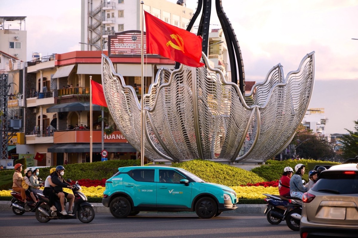 Brand Updates W25/2026: Pizza Hut “bán mình” với giá 2,7 tỷ USD, KFC làm mới thương hiệu trên phạm vi toàn cầu