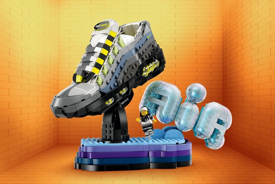 Brand Collab #9: Nike x LEGO – Liên minh chiến lược giữa Thể thao và Sáng tạo trong kỷ nguyên trải nghiệm toàn cầu