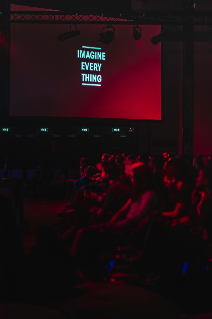 Event là One-Shot Performance