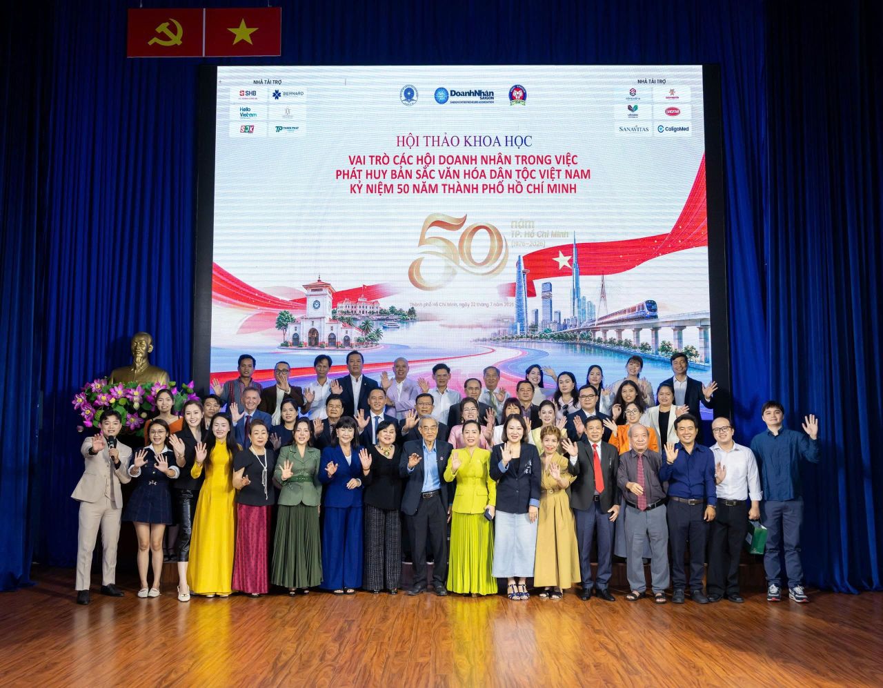 Khi bản sắc văn h&oacute;a trở th&agrave;nh năng lực cạnh tranh của doanh nh&acirc;n Việt