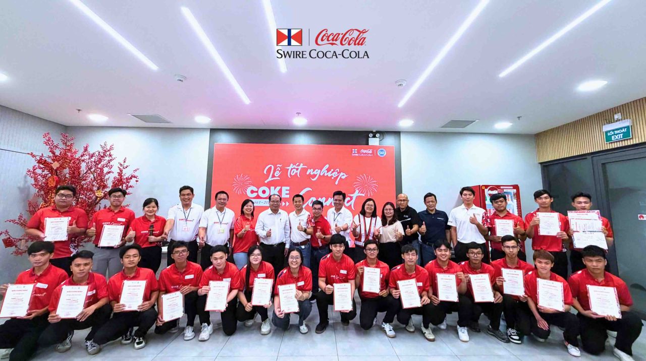 Sinh vi&ecirc;n T&acirc;y Ninh trải nghiệm thực tập v&agrave; tư vấn nghề nghiệp tại Nh&agrave; m&aacute;y Coca-Cola