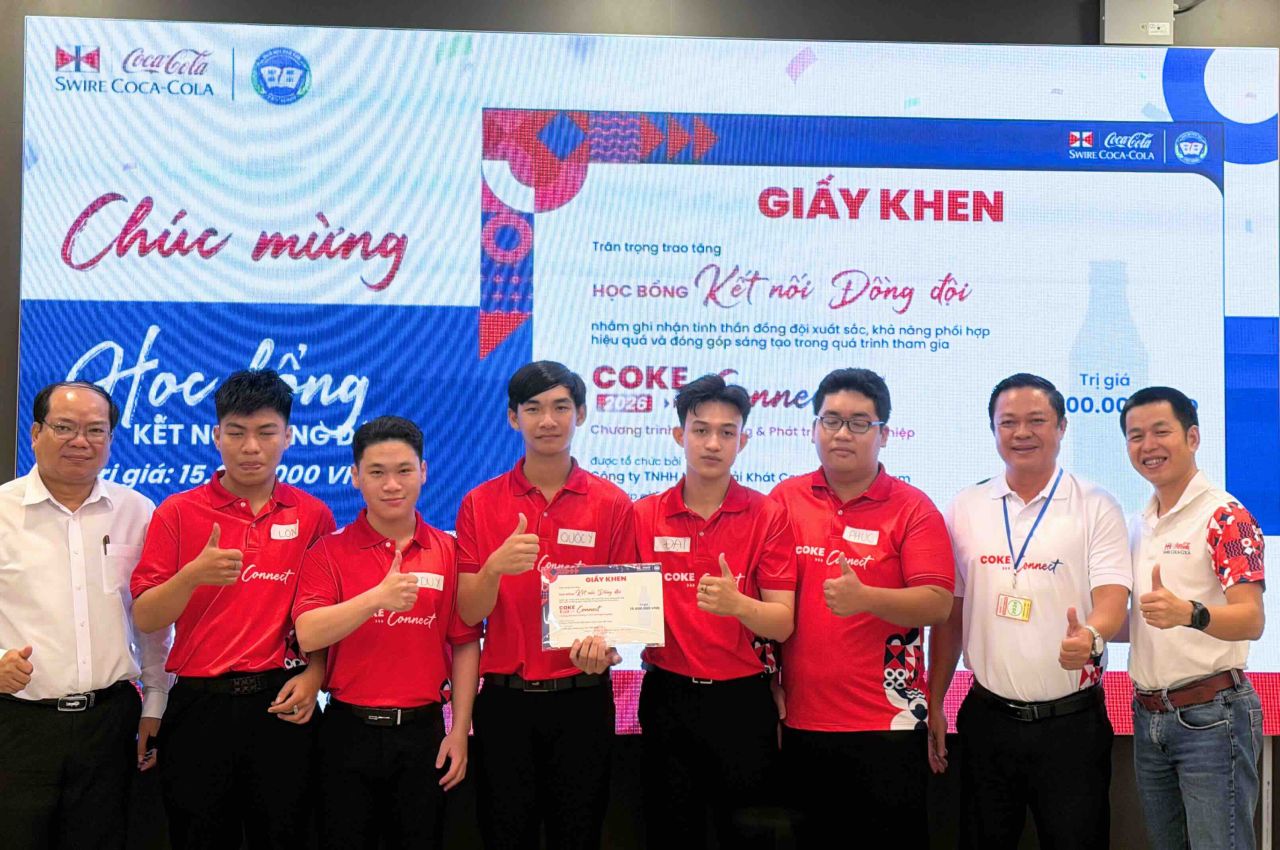 Sinh vi&ecirc;n T&acirc;y Ninh trải nghiệm thực tập v&agrave; tư vấn nghề nghiệp tại Nh&agrave; m&aacute;y Coca-Cola