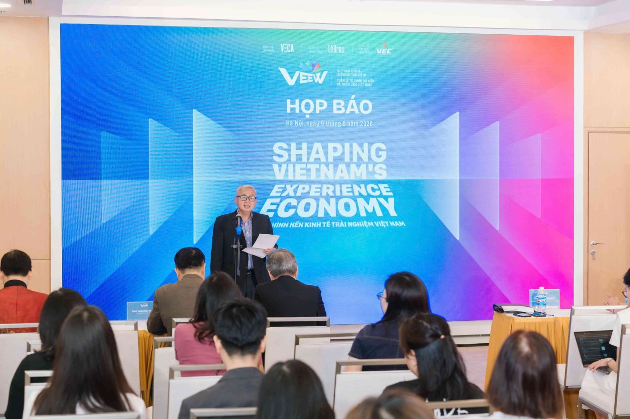 Ông Vũ Ngoạn Hợp - Chủ tịch Hiệp hội Hội chợ Triển lãm thương mại và Tổ chức sự kiện Việt Nam (VECA) chia sẻ tại Họp báo Tuần lễ Tổ chức Sự kiện và Triển lãm Việt Nam (VEEW 2026).